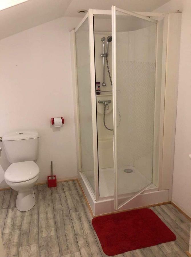 Appartement Face Au Donjon Pons Ngoại thất bức ảnh
